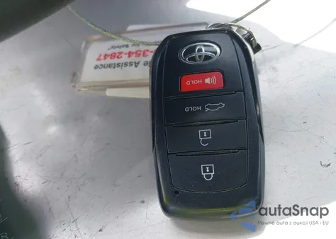 2025 Toyota Camry Le z USA, uszkodzony, nr VIN 4T1DAACK9SU042451